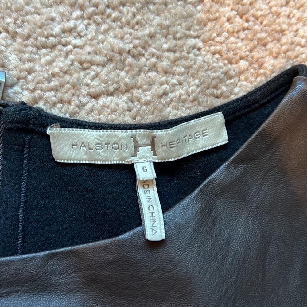HALSTON HERITAGE BLACK & BROWN SHORT SLEEVE RUCHED LEATHER & WOOL DRESS - Picture 7 of 10